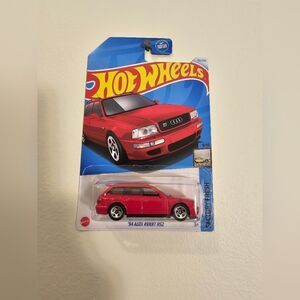 Hot Wheels Audi Avant RS2 Factory Fresh 2024 Station Wagon